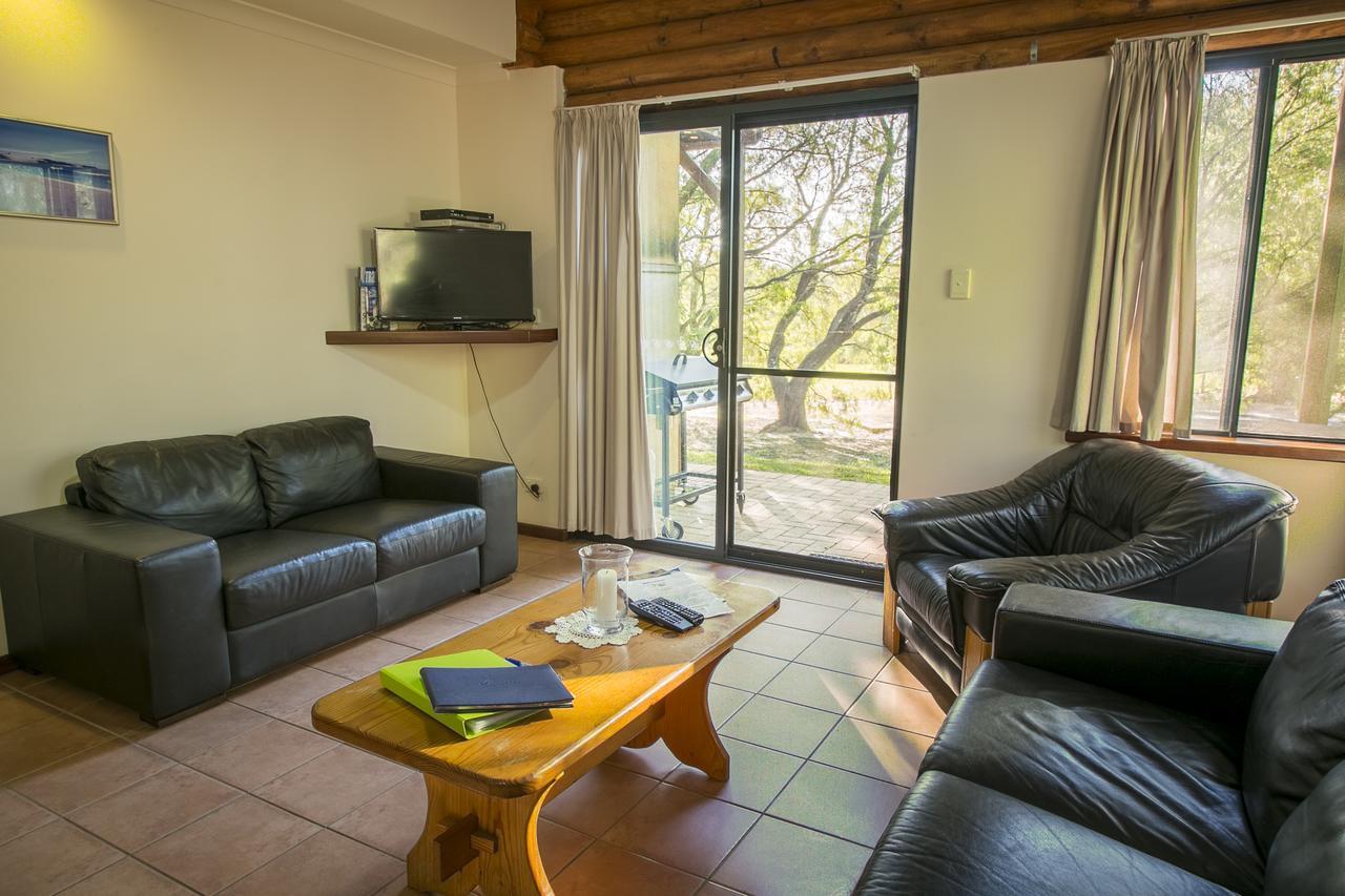 Wyadup Brook Cottages Яллингап Экстерьер фото